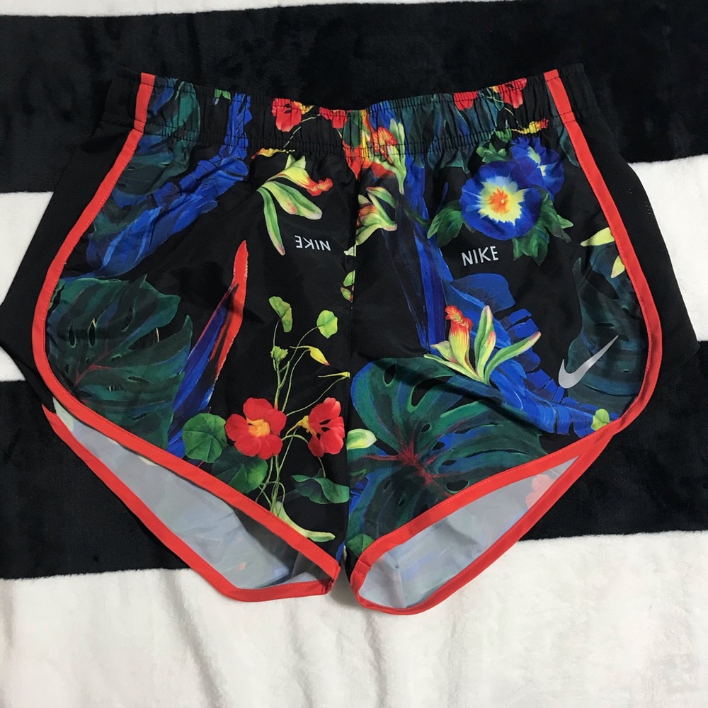 Nike Dri-Fit Women’s Running Shorts, size S